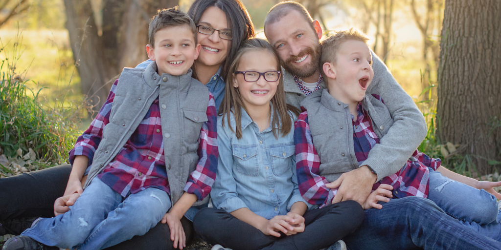 why matching family outfits are trending