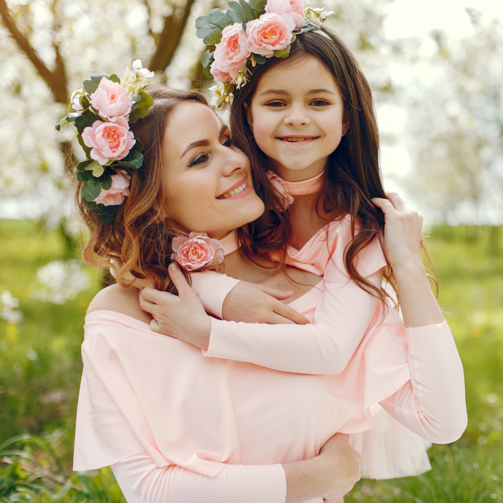 why matching family outfits are trending