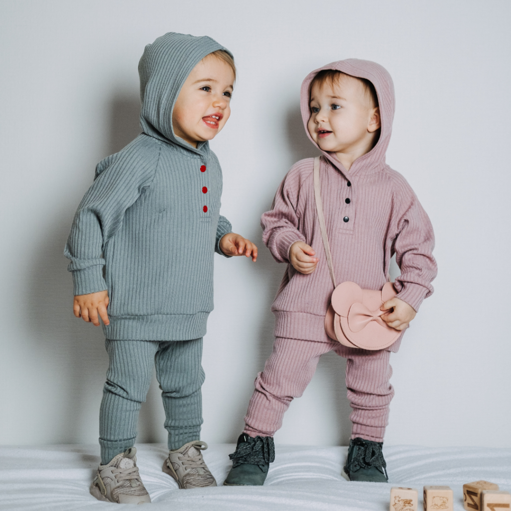 gender-neutral baby fashion