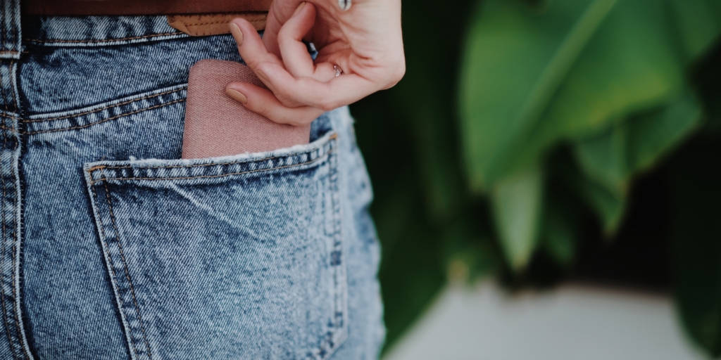 Types of Women's Pockets and Their Uses